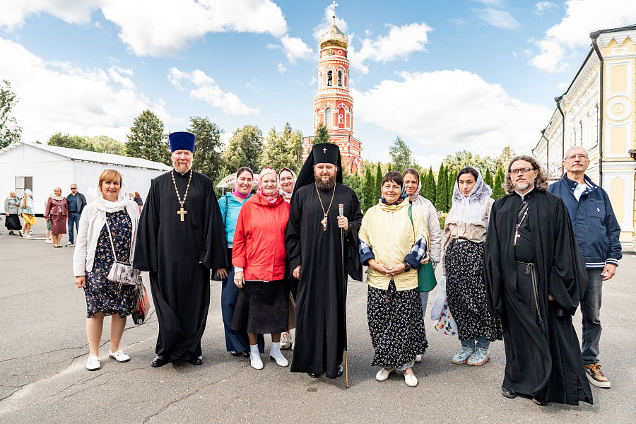 Божественная литургия в соборе Всемилостивого Спаса Вознесенской Давидовой пустыни